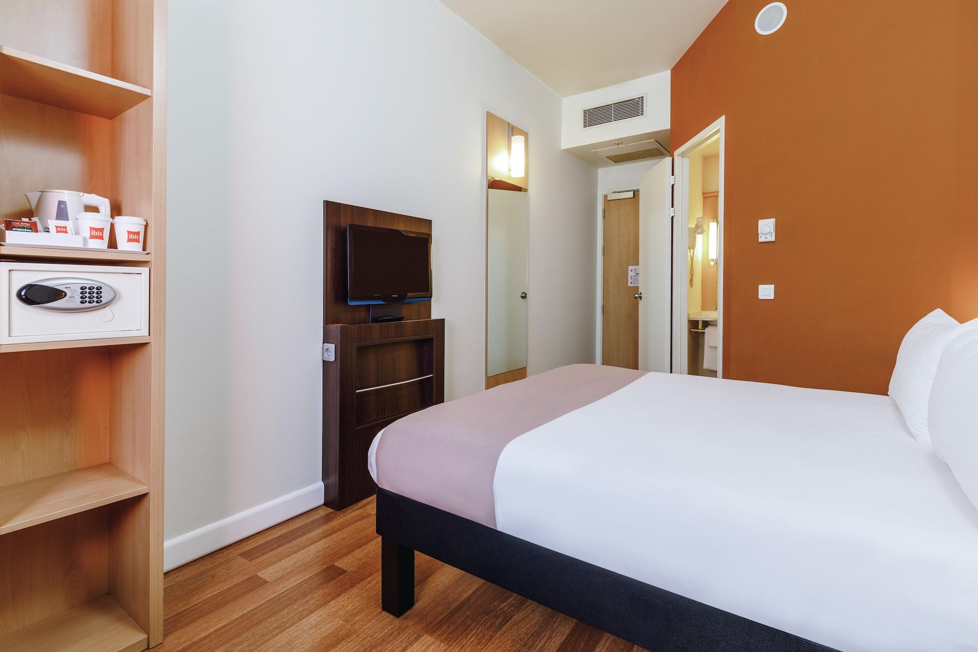 Ibis Istanbul Esenyurt Hotel Екстериор снимка
