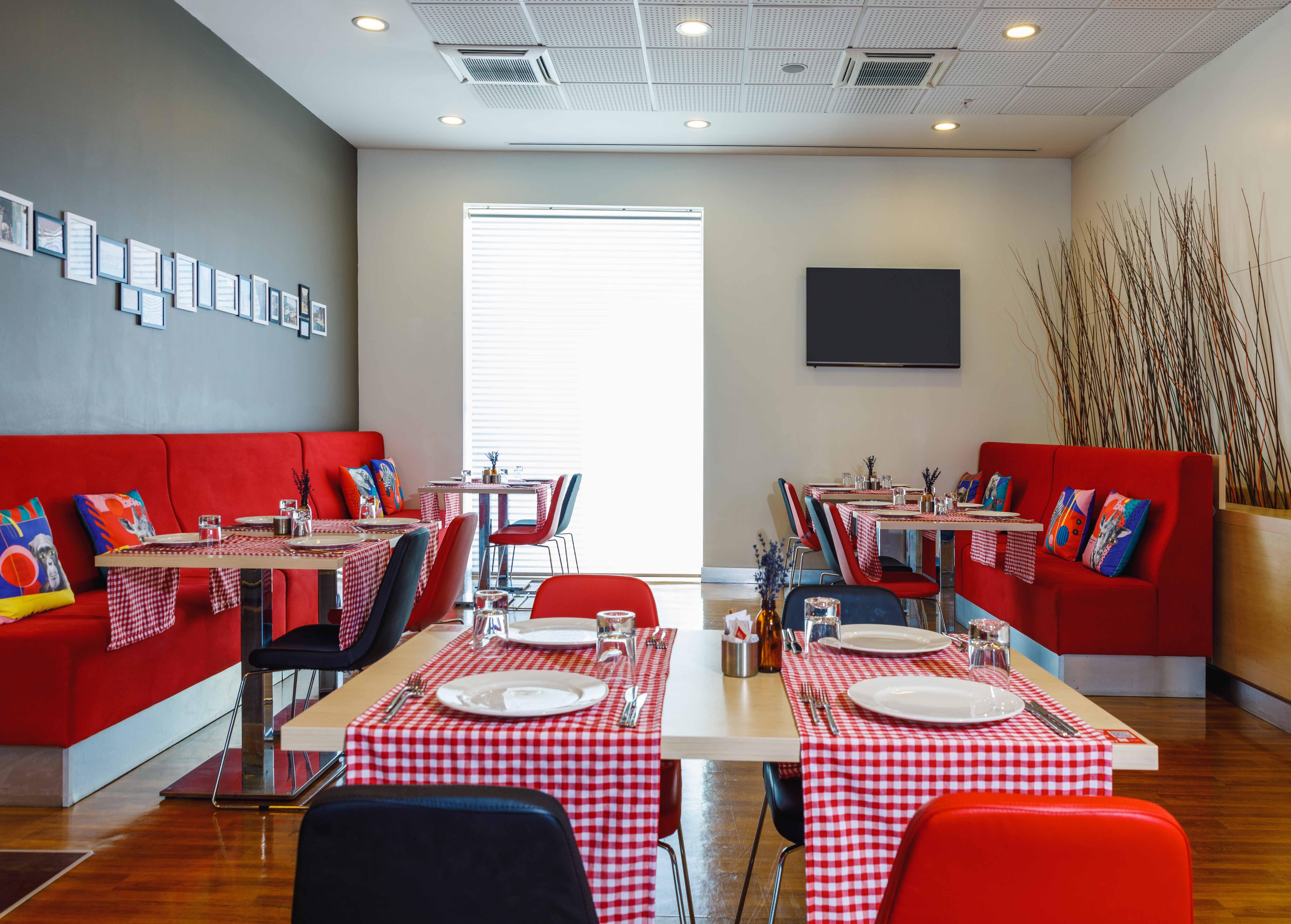 Ibis Istanbul Esenyurt Hotel Екстериор снимка