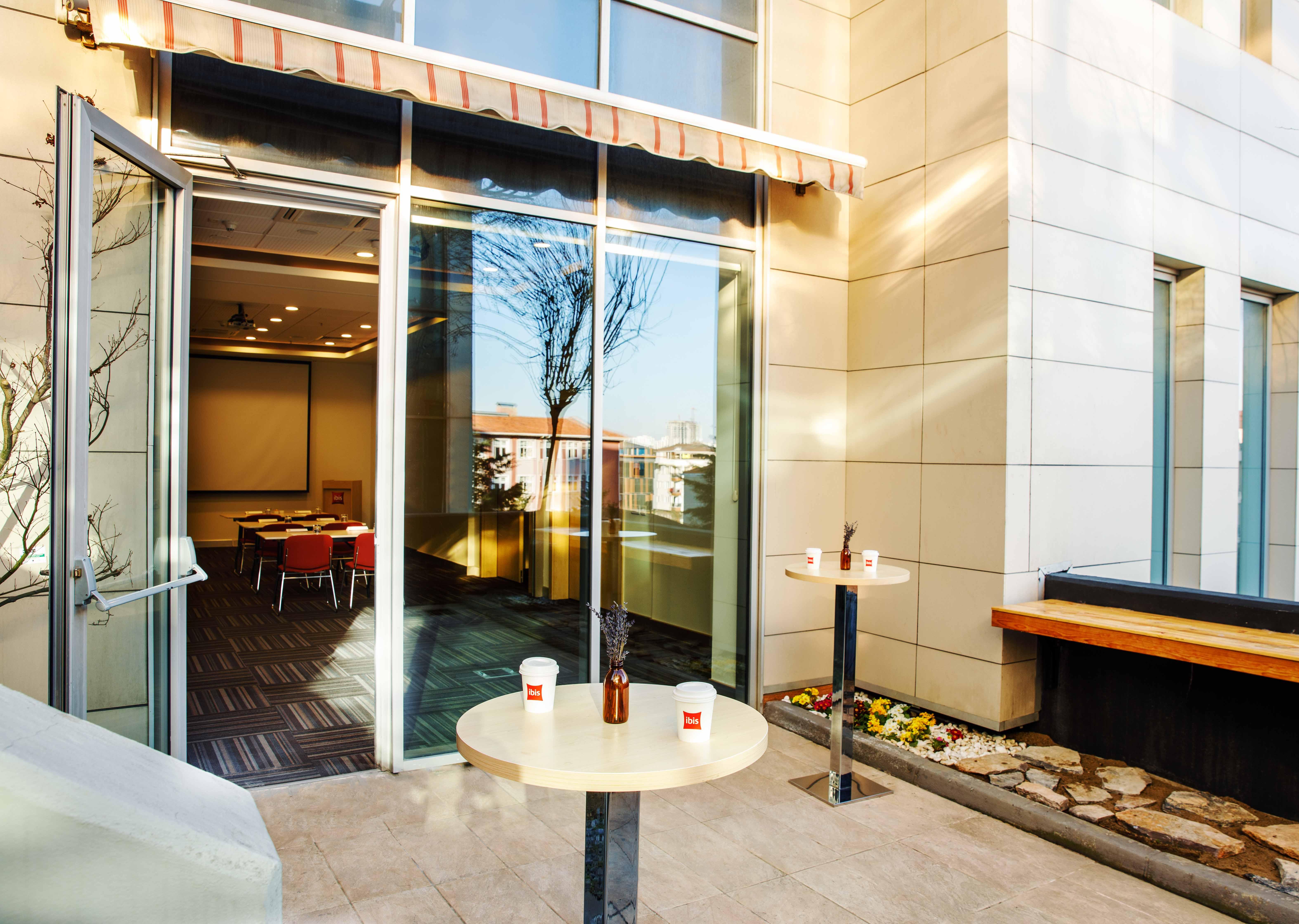 Ibis Istanbul Esenyurt Hotel Екстериор снимка